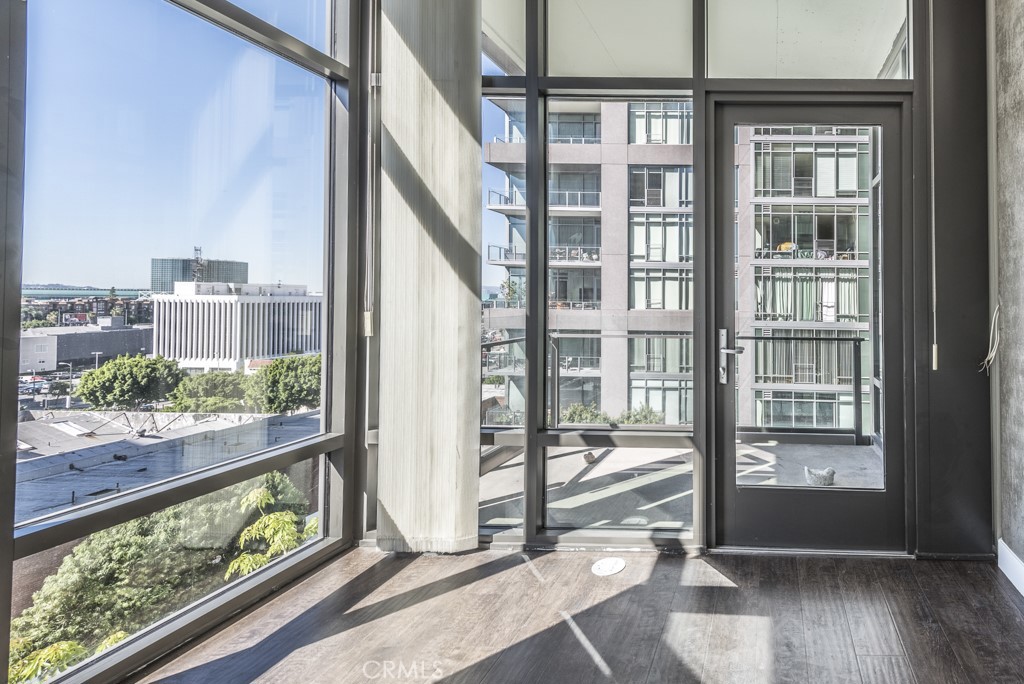 Residential for sale at 1111 S Grand, Los Angeles CA featuring 2 beds and 3 baths