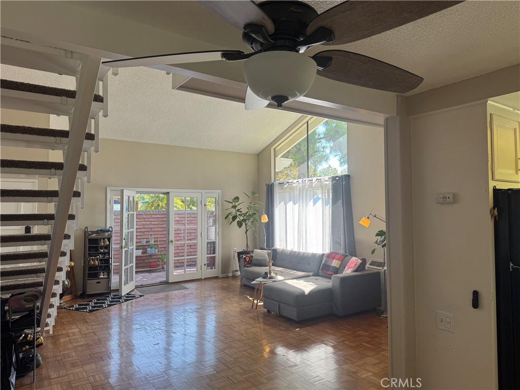 Residential Lease for rent at 2037 Via Mariposa East C, Laguna Woods CA featuring 2 beds and 2 baths