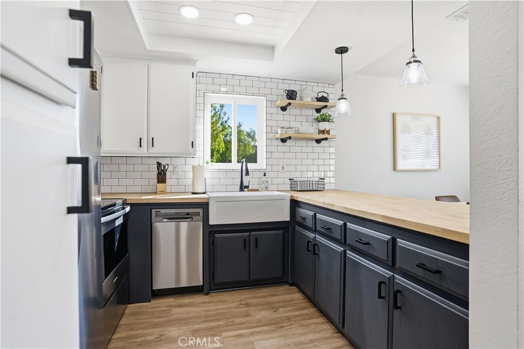 Residential for sale at 24319 N Canyon Lake Drive N 6, Canyon Lake CA featuring 3 beds and 2 baths