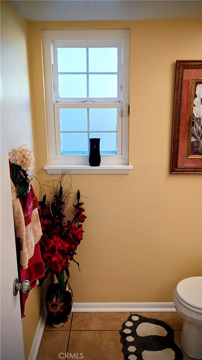 Residential for sale at 1649 Toyon, Corona CA featuring 2 beds and 3 baths