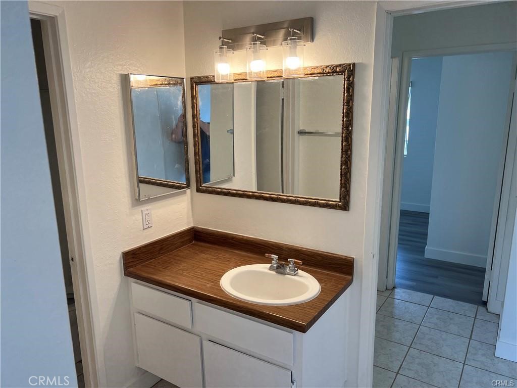 Residential Lease for rent at 8687 Calle Del Prado, Rancho Cucamonga CA featuring 2 beds and 2 baths