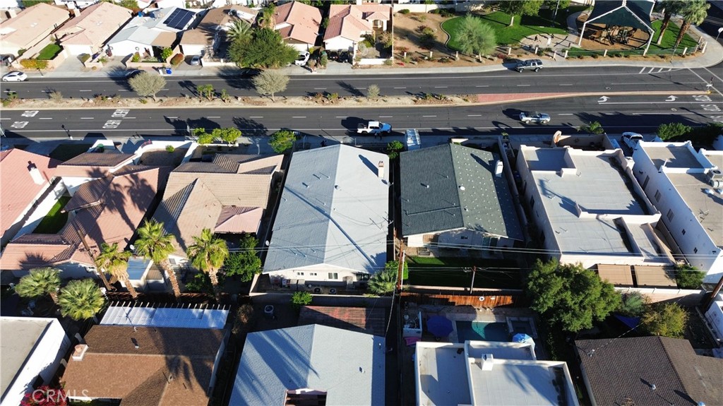 Residential for sale at 53385 Eisenhower, La Quinta CA featuring 5 beds and 4 baths