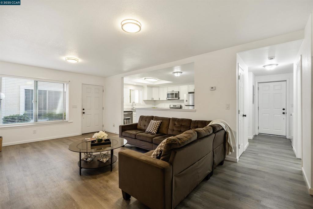 Residential for sale at 2593 El Portal Dr. C, San Pablo CA featuring 2 beds and 3 baths