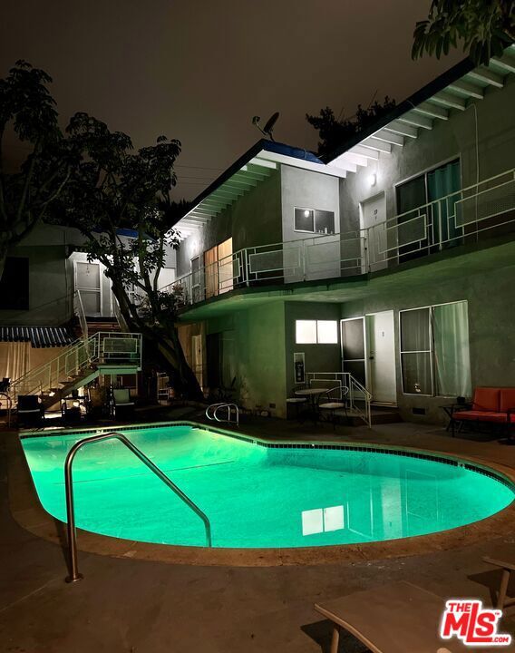 Residential Lease for rent at 941 N San Vicente Boulevard 14, West Hollywood CA featuring 1 bed and 1 bath