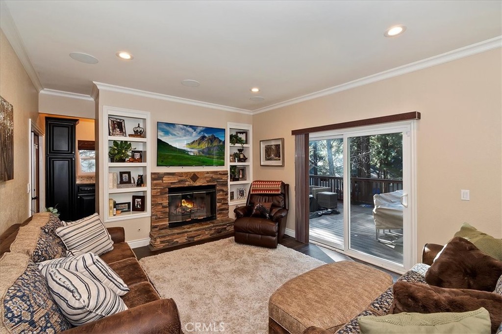 Residential for sale at 41659 Mockingbird, Big Bear Lake CA featuring 4 beds and 3 baths