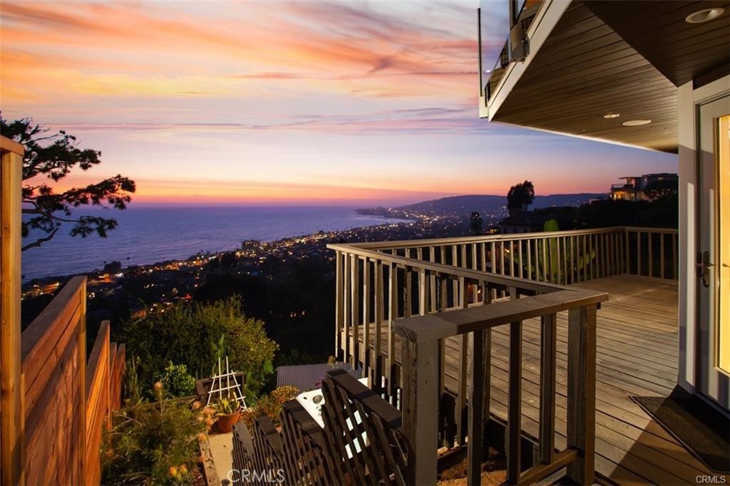 Residential Lease for rent at 2192 Crestview, Laguna Beach CA featuring 3 beds and 3 baths
