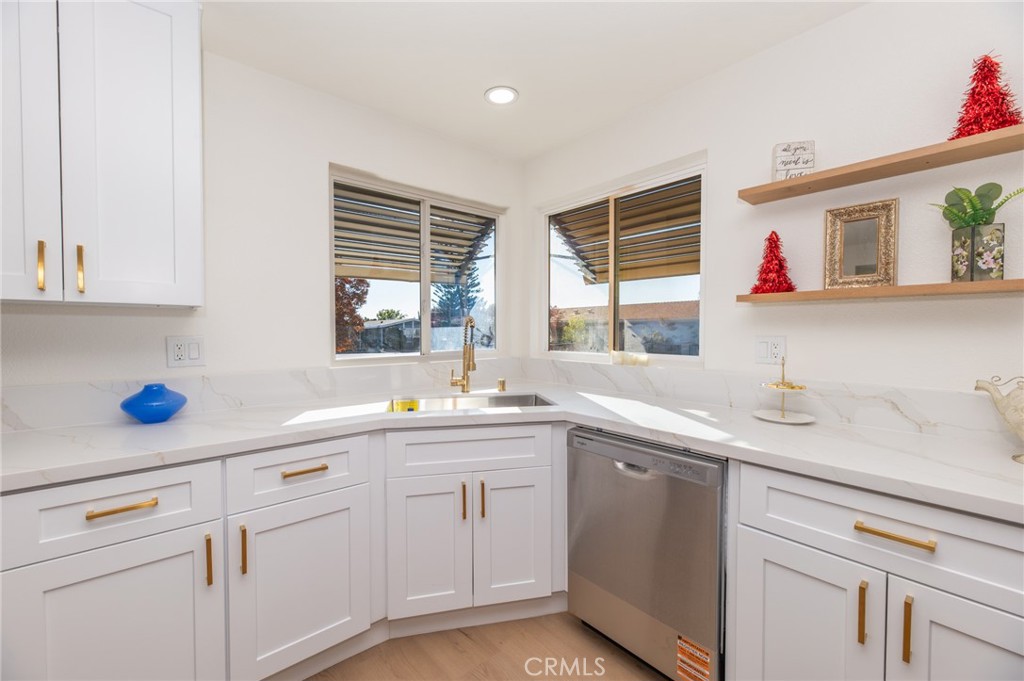 Manufactured In Park for sale at 10961 Desert Lawn Drive 86, Calimesa CA featuring 3 beds and 2 baths