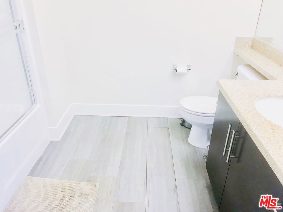 Residential Lease for rent at 1241 5TH Street 502, Santa Monica CA featuring 2 beds and 2 baths