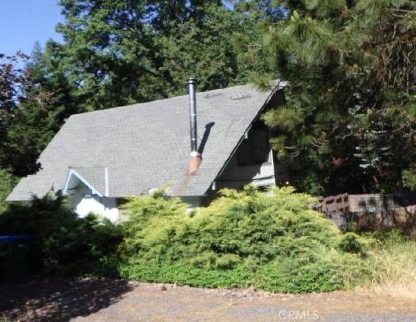 Residential for sale at 22036 Crystal Falls, Sonora CA featuring 3 beds and 2 baths