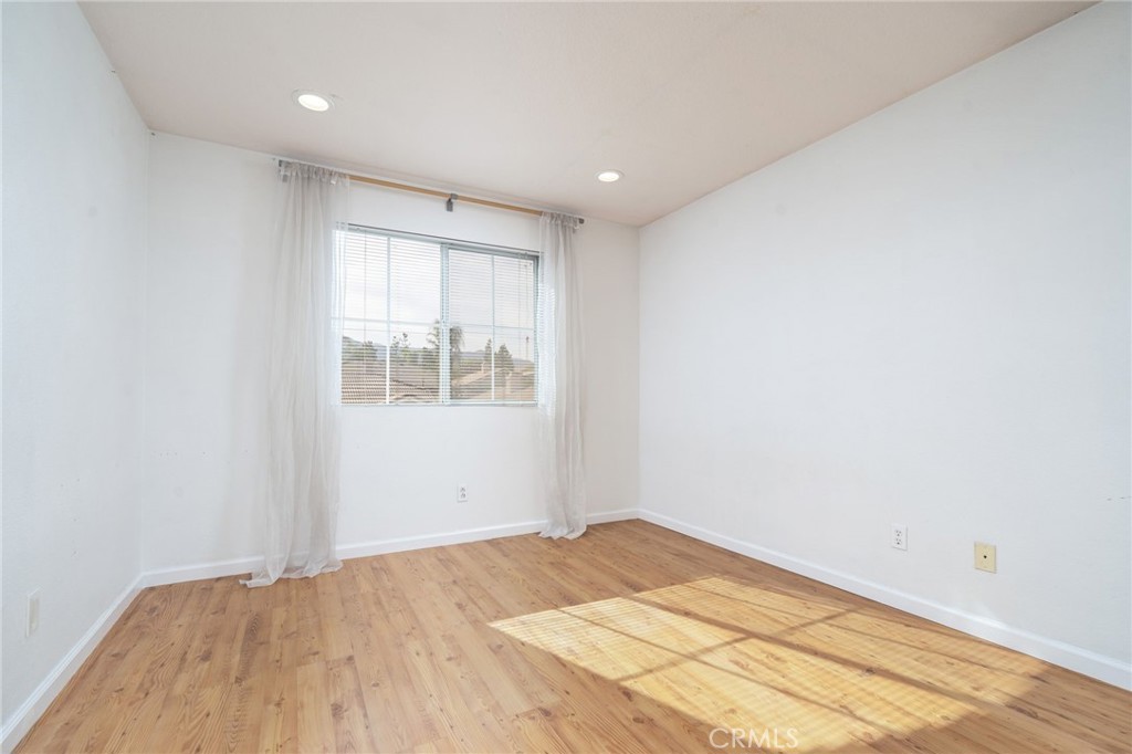 Residential for sale at 945 Ferndale, Corona CA featuring 3 beds and 3 baths