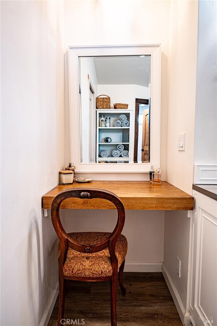 Residential for sale at 441 Vichy Hills Drive, Ukiah CA featuring 3 beds and 4 baths