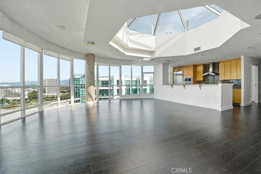 Residential Lease for rent at 3131 Michelson 1802, Irvine, Orange County CA featuring 3 beds and 2 baths