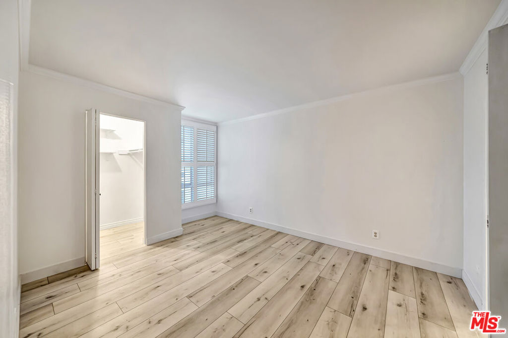 Residential for sale at 320 S Ardmore Avenue 236, Los Angeles CA featuring 1 bed and 1 bath