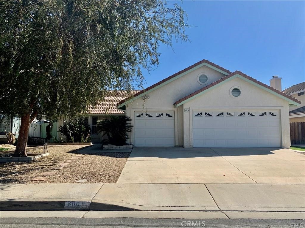 Residential Lease for rent at 680 Goldenrod Street, Hemet CA featuring 3 beds and 2 baths