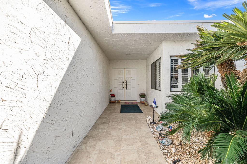 Residential for sale at 2450 Camino Vida, Palm Springs CA featuring 3 beds and 3 baths