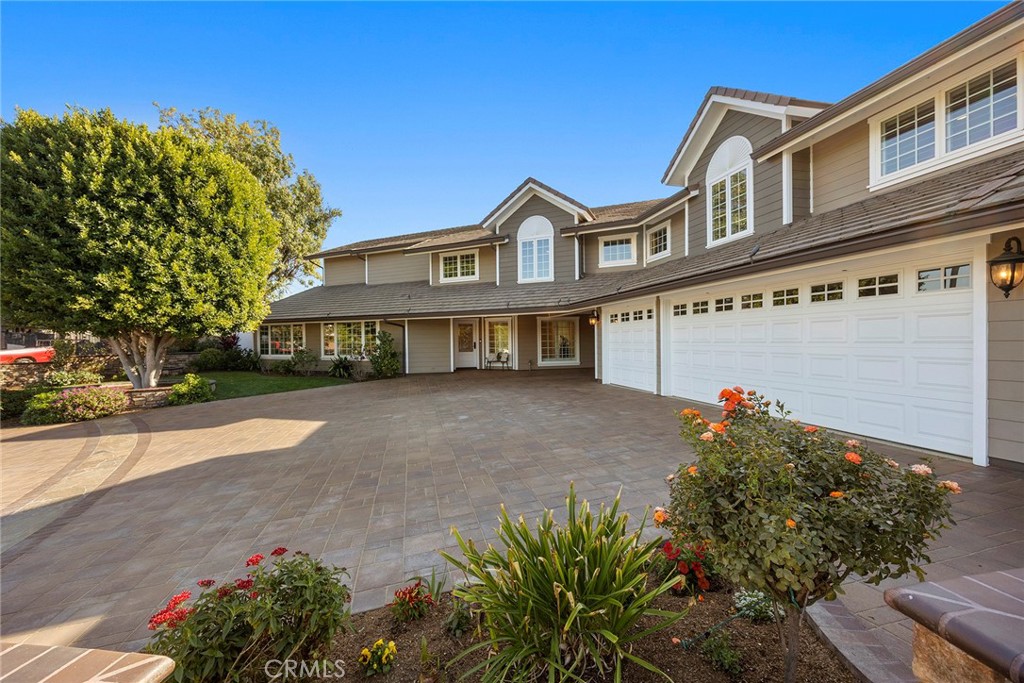 Residential for sale at 5571 Clover Hill, Yorba Linda CA featuring 6 beds and 8 baths