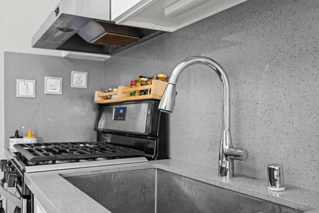 Residential for sale at 13754 MANGO DRIVE 316, Del Mar CA featuring 2 beds and 2 baths