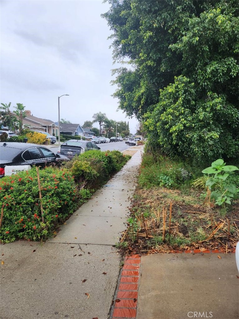 Residential for sale at 3297 ELMORE, Simi Valley CA featuring 3 beds and 2 baths