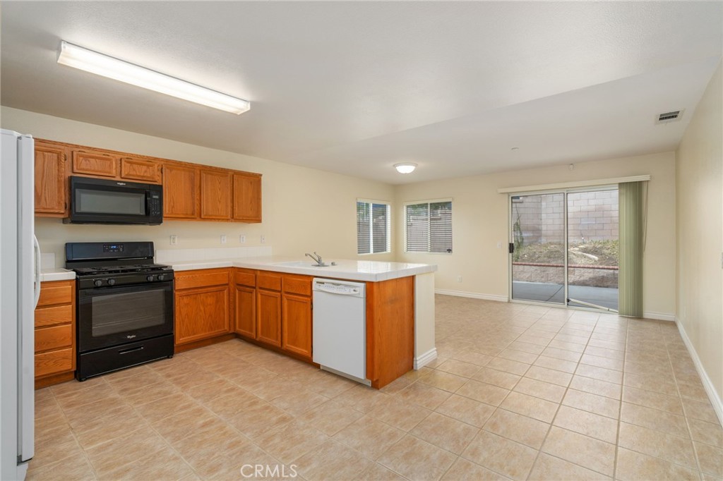 Residential Lease for rent at 15372 Wood Duck Street, Fontana CA featuring 3 beds and 2 baths
