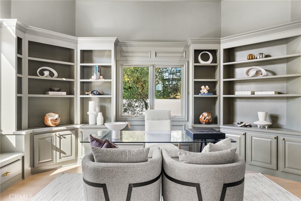 Residential for sale at 30932 Steeplechase, San Juan Capistrano CA featuring 5 beds and 7 baths