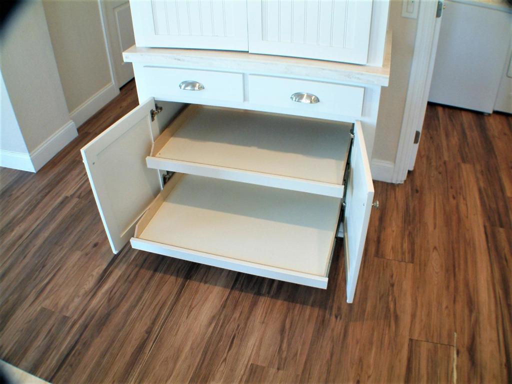 Manufactured In Park for sale at 3300 Narvaez Avenue, San Jose CA featuring 3 beds and 2 baths