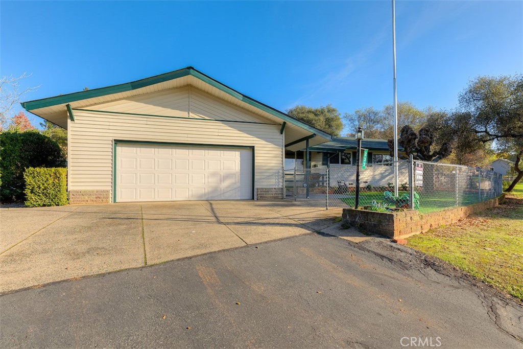 Residential for sale at 233 Skyline Boulevard, Oroville CA featuring 3 beds and 2 baths