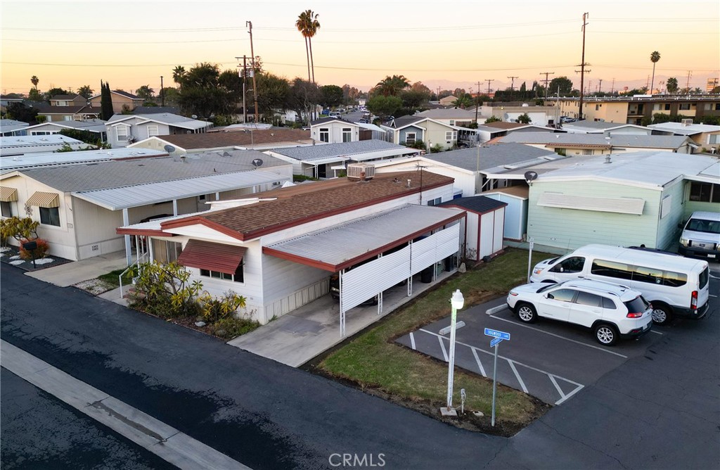 Manufactured In Park for sale at 15621 Beach Blvd 160, Westminster CA featuring 2 beds and 1 bath