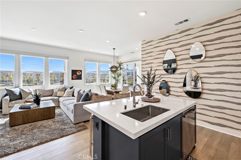 Residential Lease for rent at 896 Sunrise Road, Rancho Mission Viejo CA featuring 3 beds and 3 baths