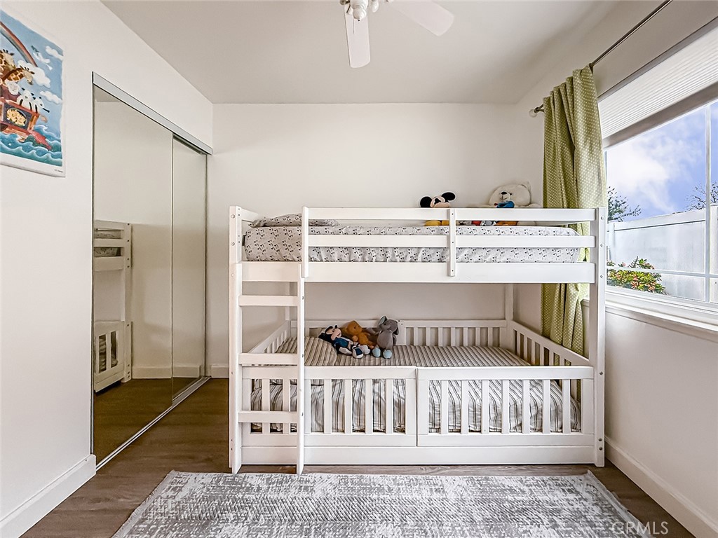 Residential Lease for rent at 2685 Velarde, Thousand Oaks CA featuring 4 beds and 2 baths