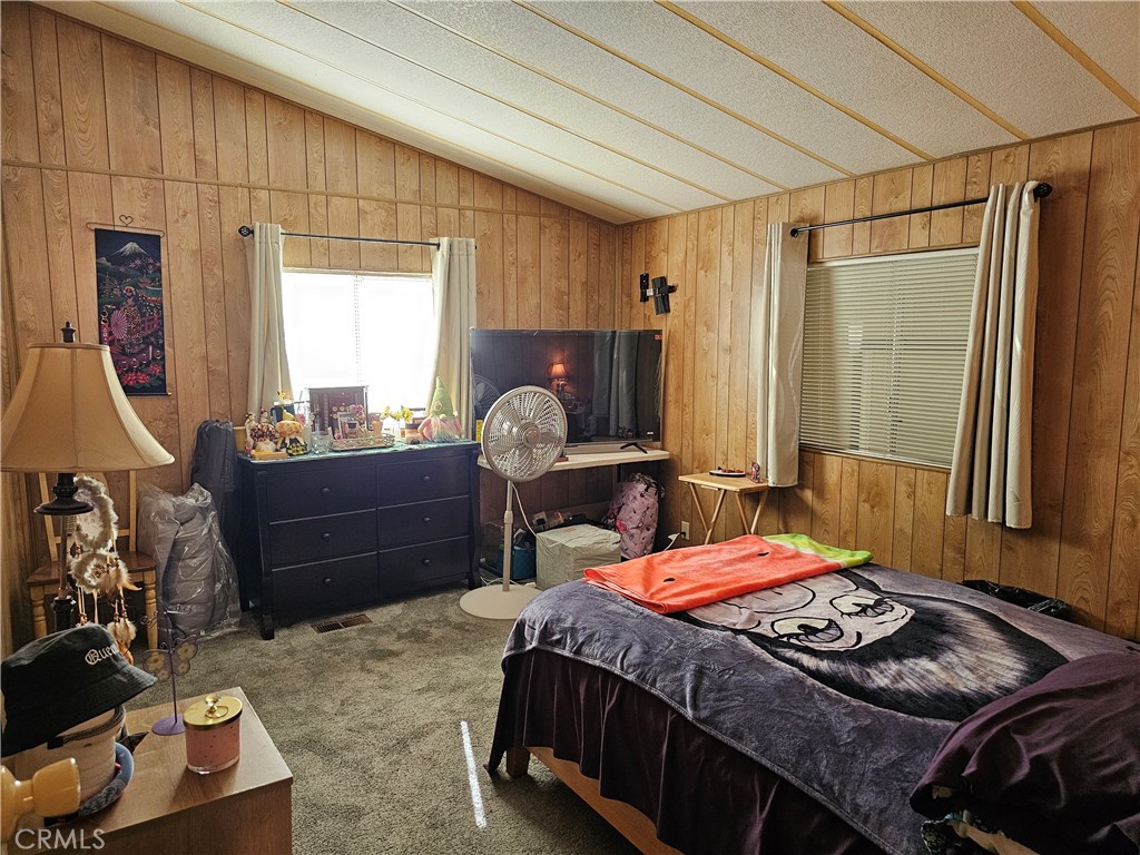 Manufactured In Park for sale at 5001 W Florida 706, Hemet CA featuring 2 beds and 2 baths