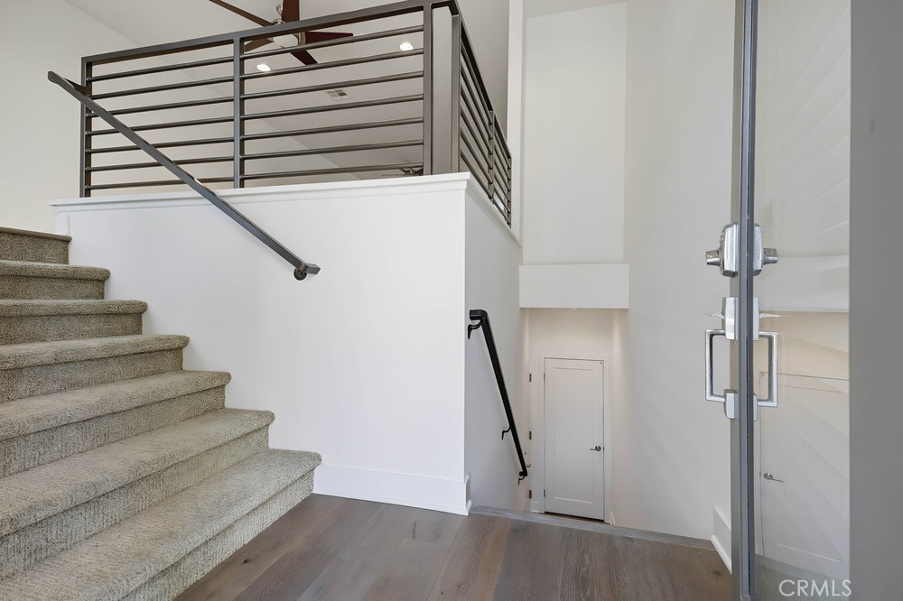 Residential Lease for rent at 75 Lennox, Irvine CA featuring 3 beds and 3 baths