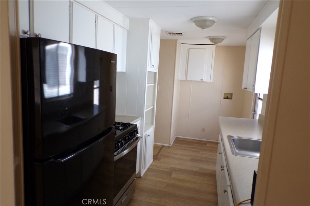 Residential Lease for rent at 12710 3rd SPC 54, Yucaipa CA featuring 2 beds and 1 bath