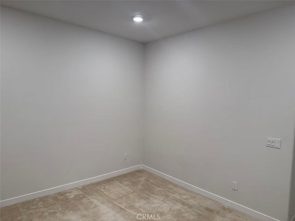 Residential Lease for rent at 602 Catalonia, Lake Forest CA featuring 4 beds and 4 baths