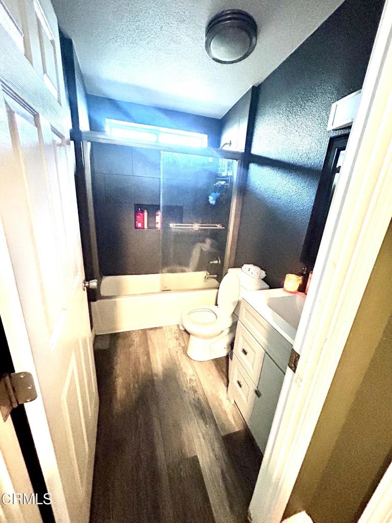 Manufactured In Park for sale at 2400 E Pleasant Valley Road 108, Oxnard CA featuring 3 beds and 2 baths