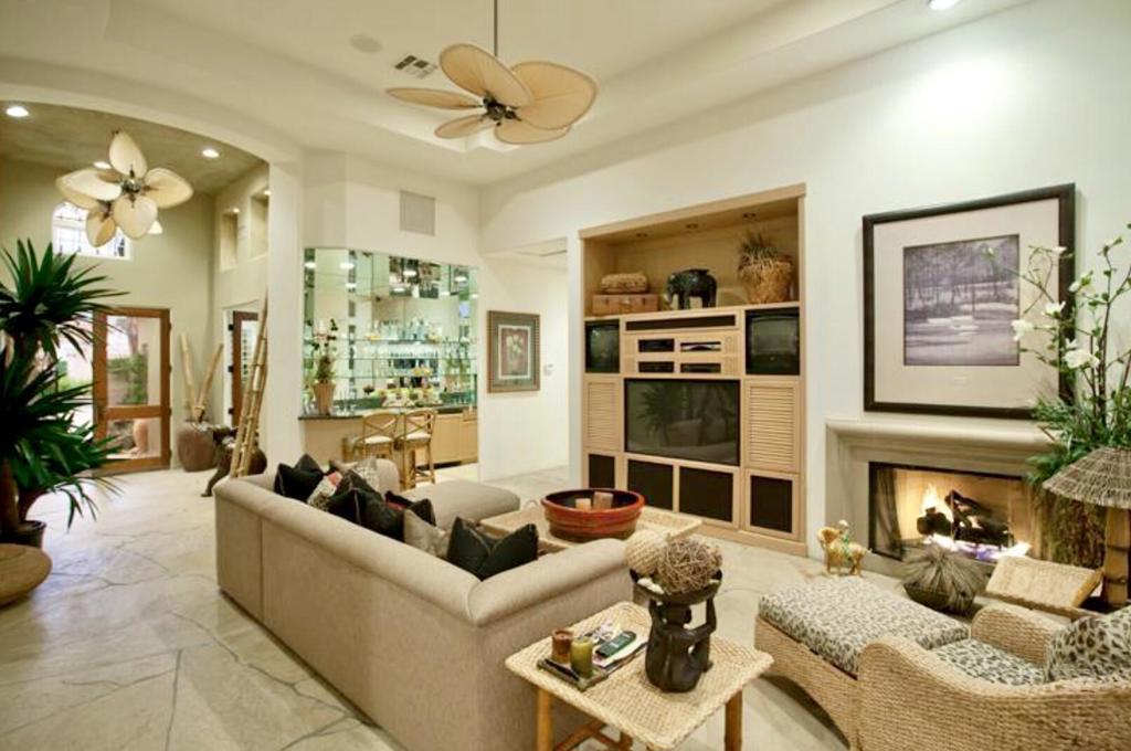 Residential Lease for rent at 78990 Calle Brisa, La Quinta CA featuring 4 beds and 5 baths