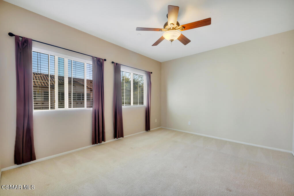 Residential Lease for rent at 122 Via Katrina, Newbury Park CA featuring 3 beds and 3 baths