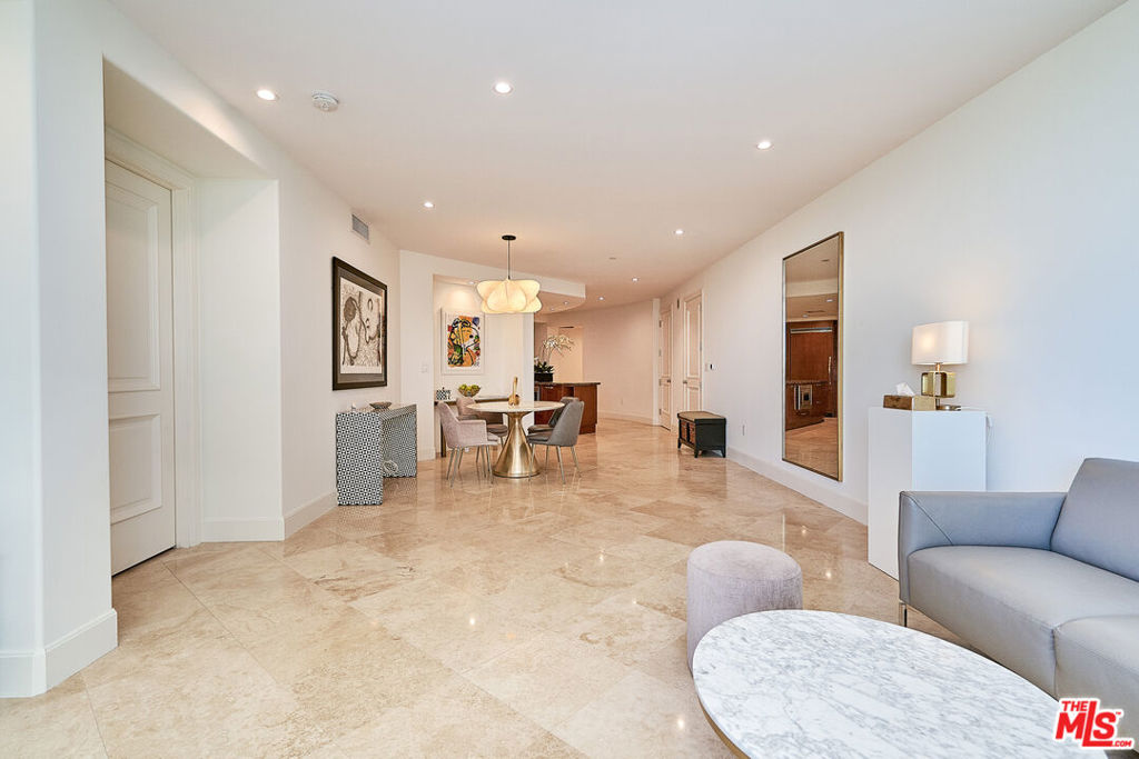 Residential for sale at 5072 Scholarship 505D, Irvine CA featuring 1 bed and 2 baths