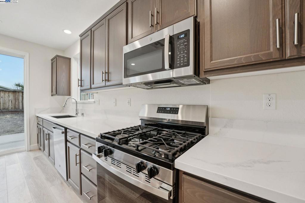 Residential for sale at 1300 Sunningdale Lane, Fairfield CA featuring 4 beds and 3 baths