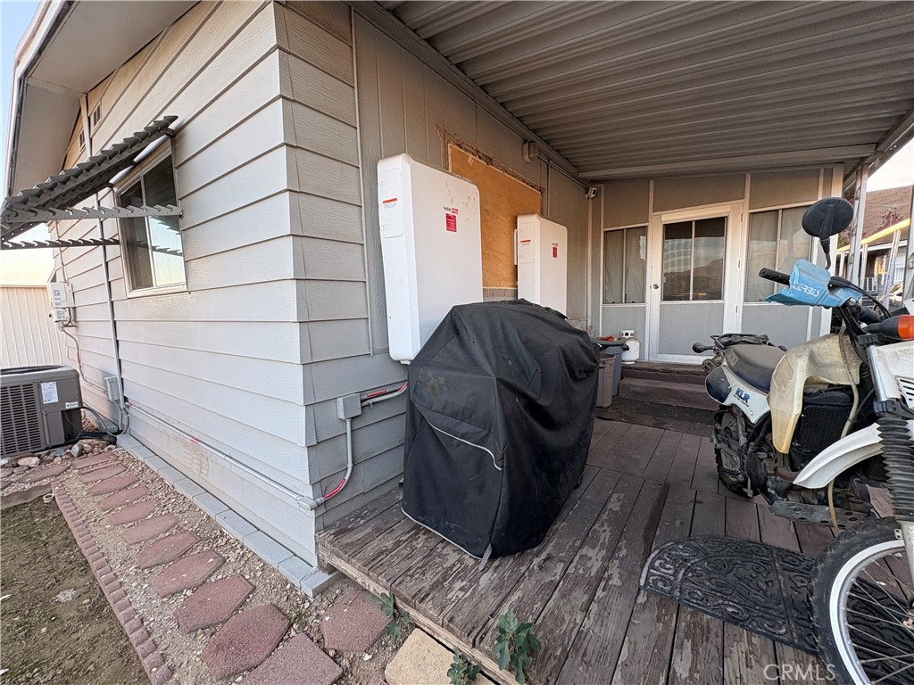 Manufactured In Park for sale at 31816 E Avenue 144, Yucaipa CA featuring 3 beds and 2 baths