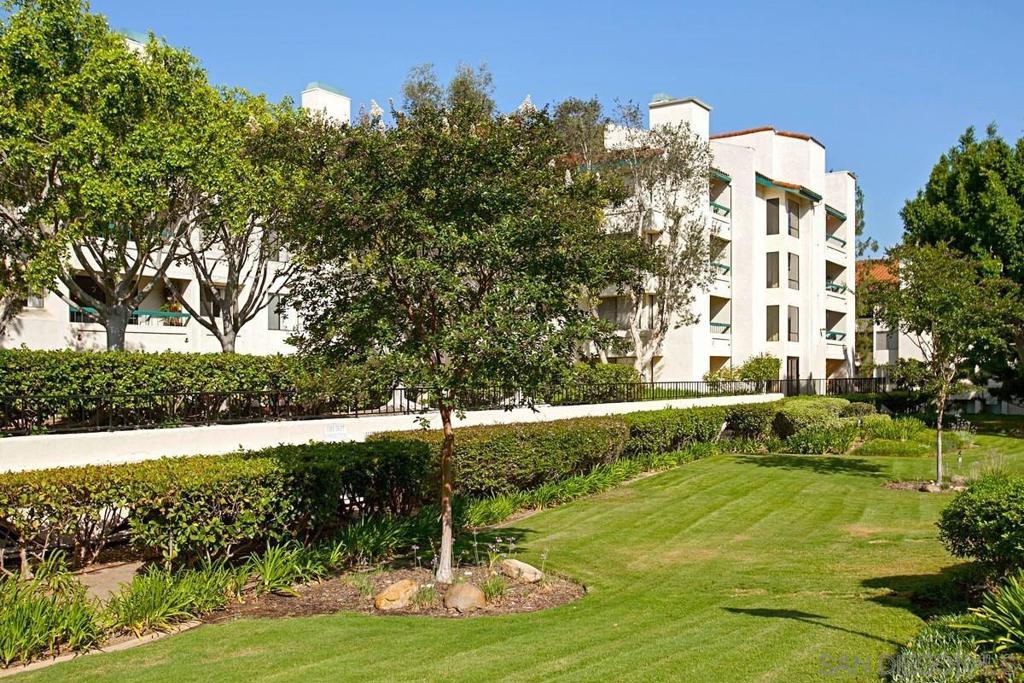 Residential for sale at 11255 Tierrasanta Blvd 118, San Diego CA featuring 3 beds and 2 baths