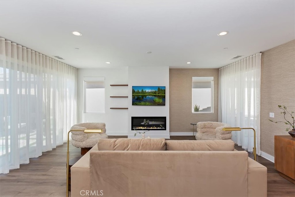 Residential for sale at 69646 Calle La Costa, Cathedral City CA featuring 3 beds and 3 baths