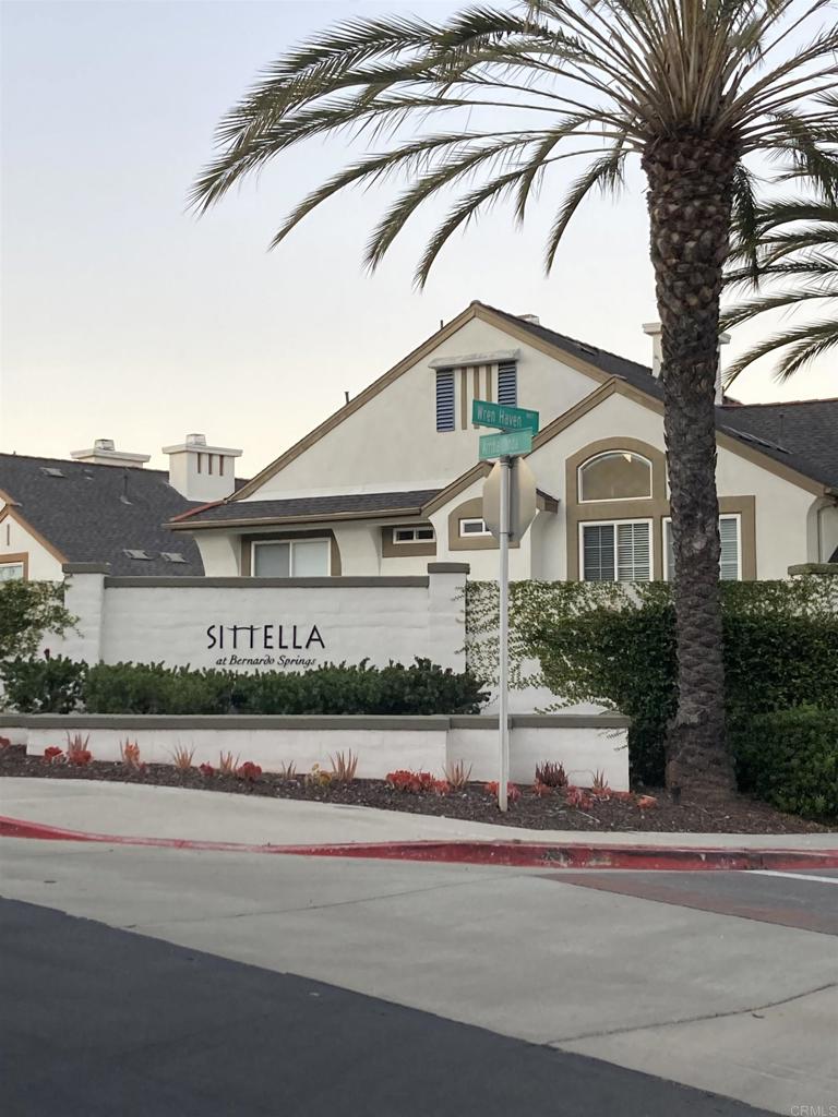 Residential Lease for rent at 16941 MEADOWLARK RIDGE RD 1, San Diego, San Diego County CA featuring 2 beds and 2 baths