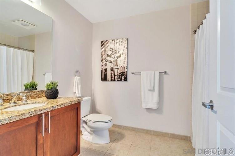 Residential Lease for rent at 206 Park Boulevard 504, San Diego CA featuring 2 beds and 2 baths