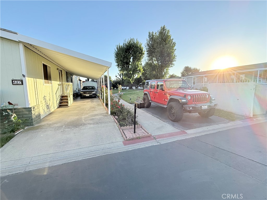 Manufactured In Park for sale at 1456 Philadelphia 427, Ontario CA featuring 3 beds and 2 baths