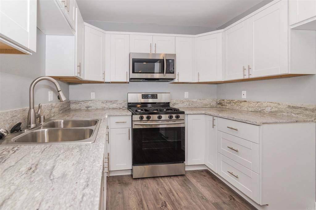 Residential for sale at 10760 N Magnolia Avenue B6, Santee CA featuring 3 beds and 2 baths