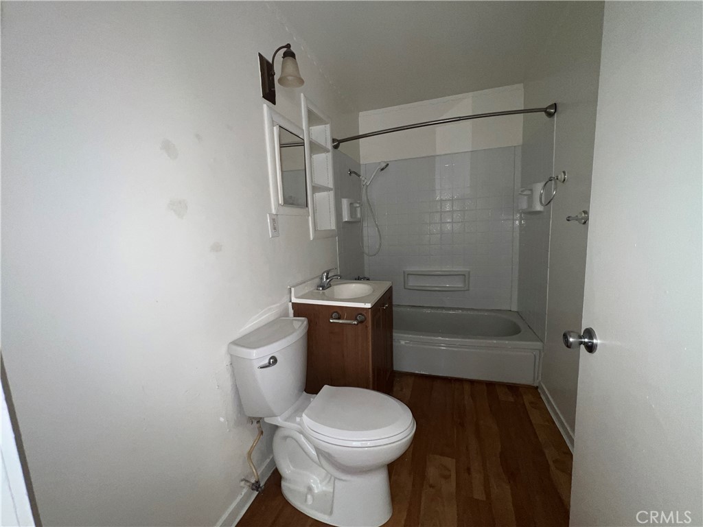 Residential for sale at 15540 32nd, Clearlake CA featuring 2 beds and 1 bath