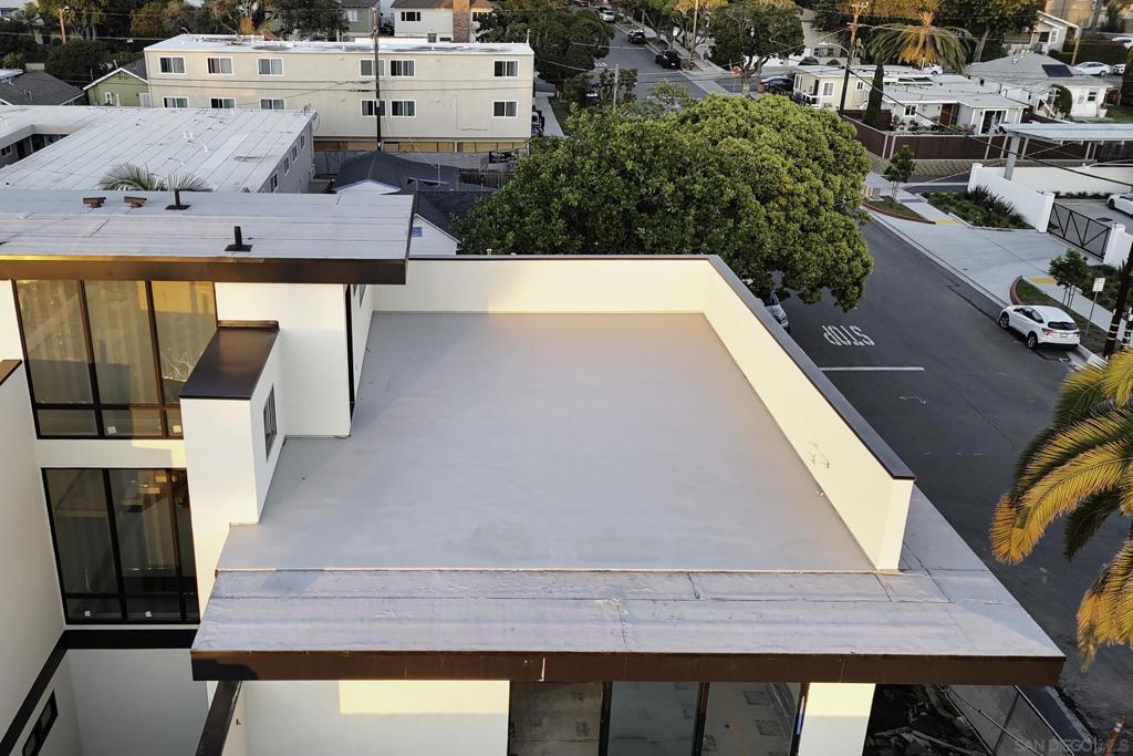 Residential for sale at 505 N Freeman St. 202, Oceanside CA featuring 3 beds and 4 baths