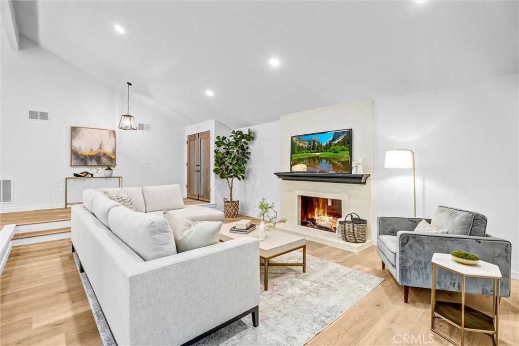 Residential for sale at 27064 Esward Drive, Calabasas CA featuring 5 beds and 3 baths