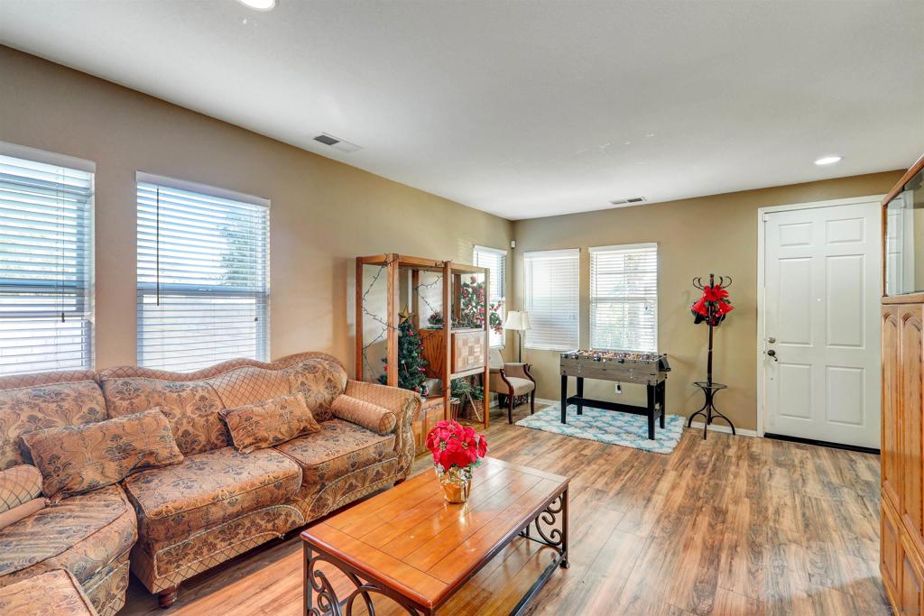 Residential for sale at 1071 Paintbrush Trl, Hemet CA featuring 4 beds and 3 baths