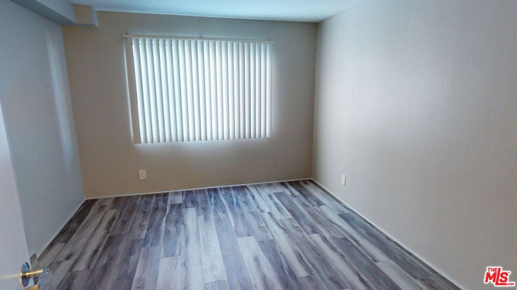 Residential Lease for rent at 245 PINE Avenue 602, Long Beach CA featuring 2 beds and 2 baths